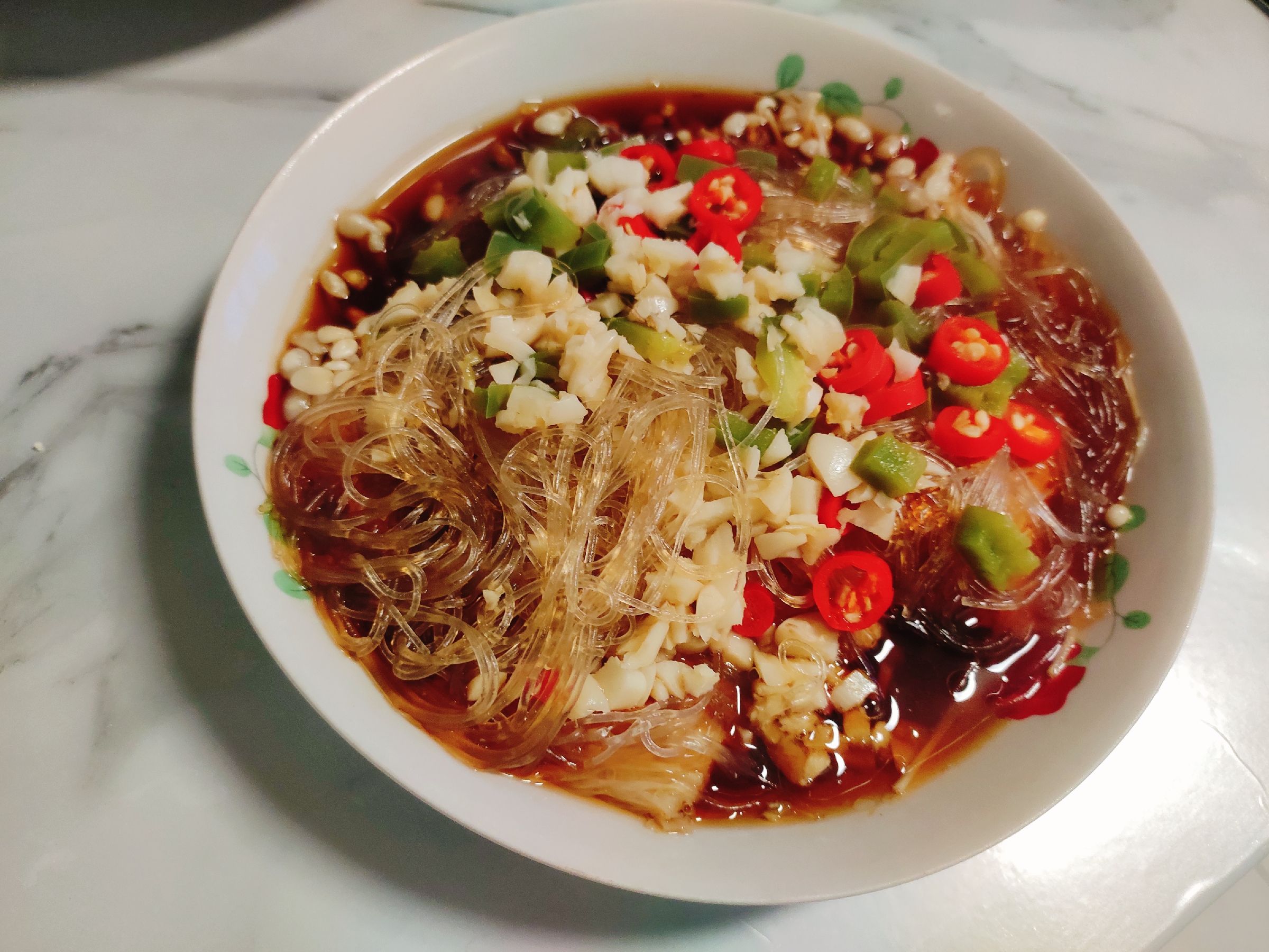 酸辣金針菇的做法-酸辣味蒸菜譜