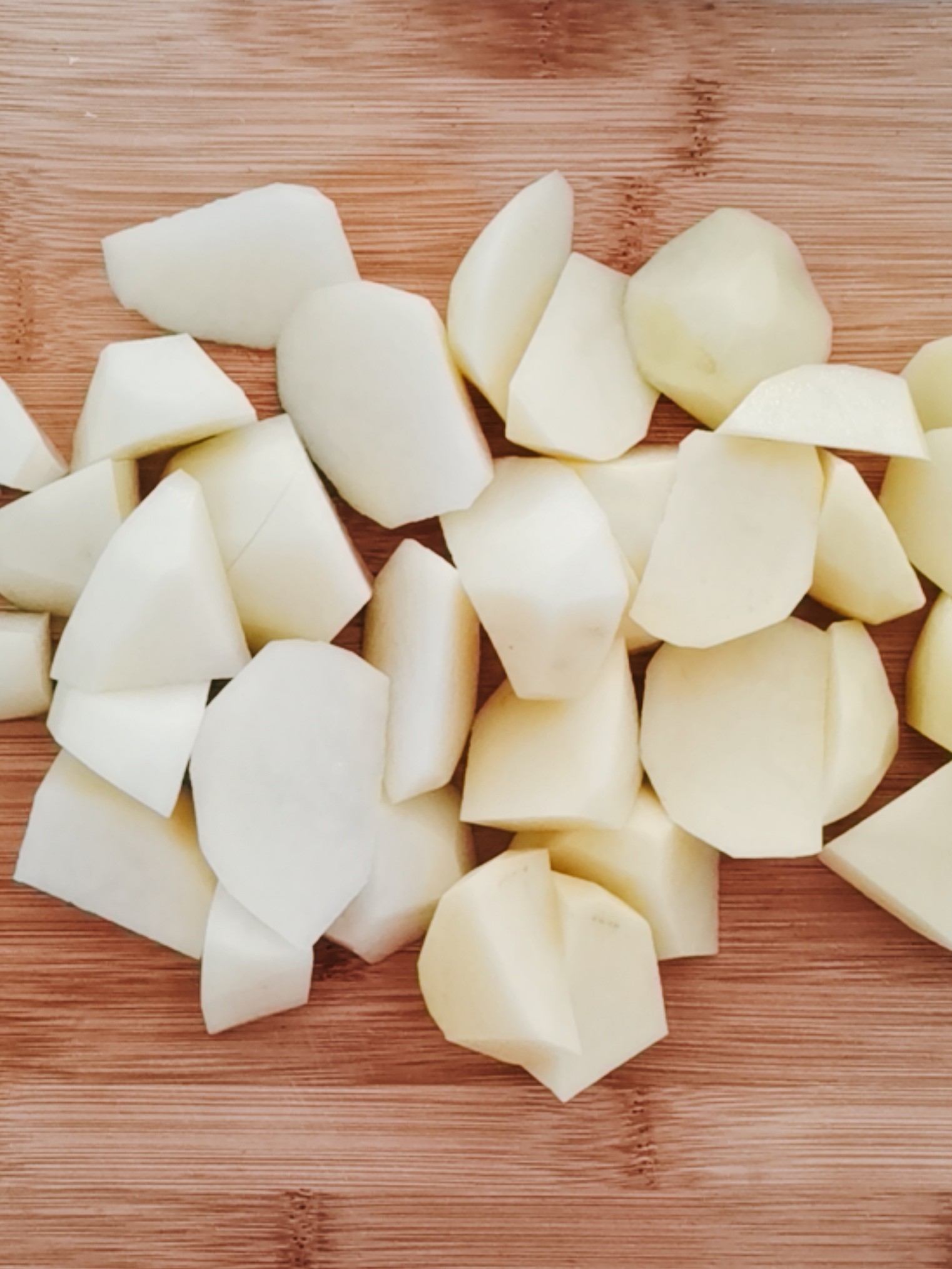 土豆燒雞塊的做法-咸鮮味燒菜譜