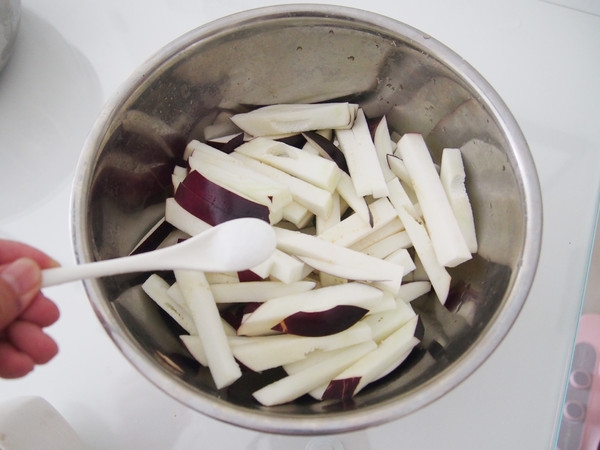 香煎牛肉腸茄餅的做法-咸鮮味煎菜譜