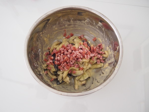 香煎牛肉腸茄餅的做法-咸鮮味煎菜譜