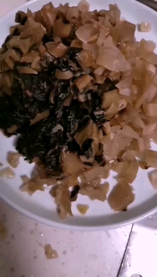 咸菜炒豆干的做法-咸鮮味炒菜譜