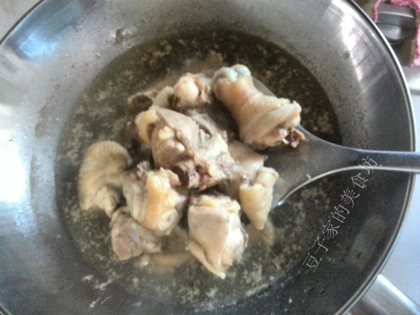 炒雞腿的做法-家常味炒菜譜