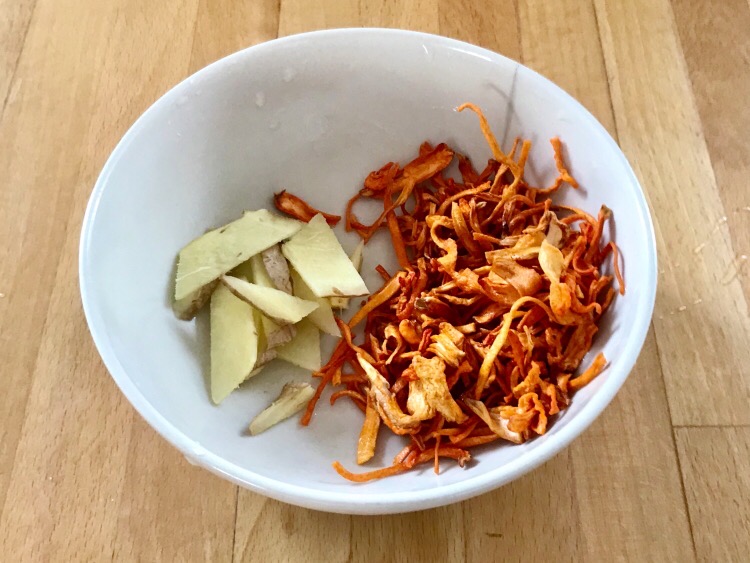 蟲草菇雞湯的做法-咸鮮味煮菜譜