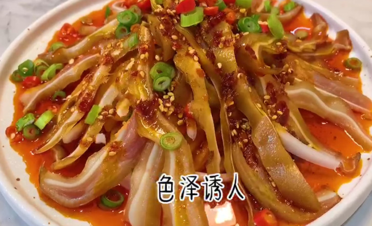 紅油豬耳的做法-香辣味拌菜譜-易網(wǎng)健康養(yǎng)生網(wǎng) 紅油豬耳的做法-香辣味拌菜譜