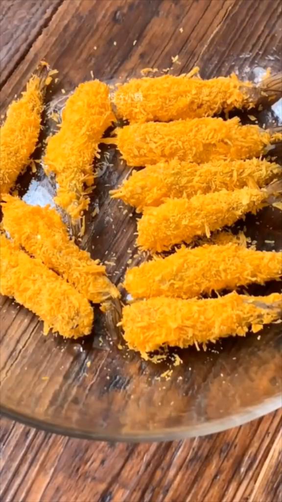 黃金香酥蝦的做法-咸鮮味炸菜譜