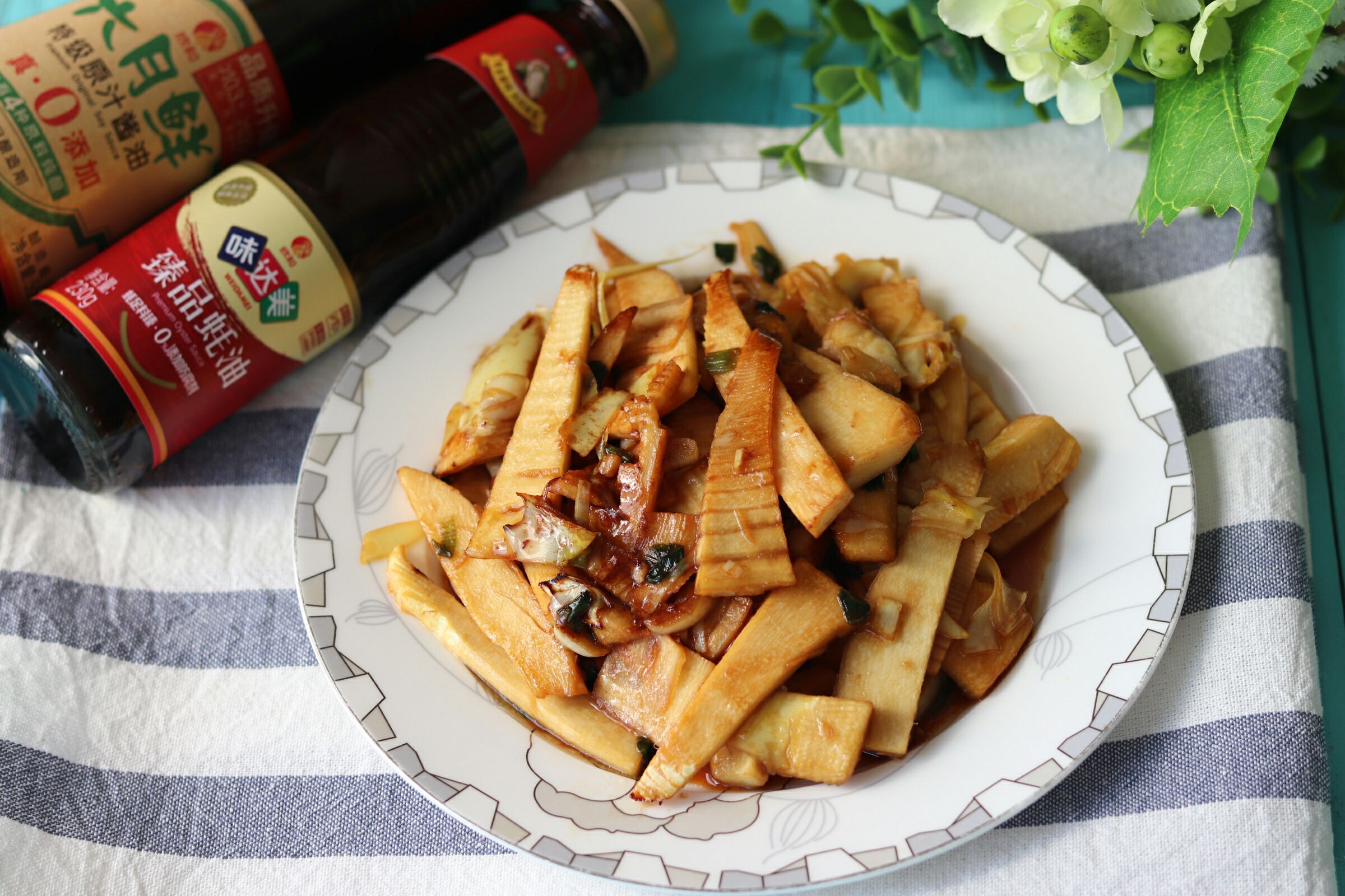 油燜筍的做法-家常味炒菜譜