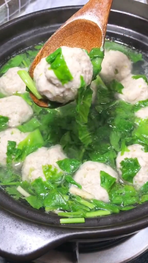 開胃肉丸湯的做法-咸鮮味煮菜譜