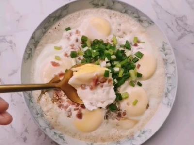 火腿窩蛋的做法-咸鮮味蒸菜譜