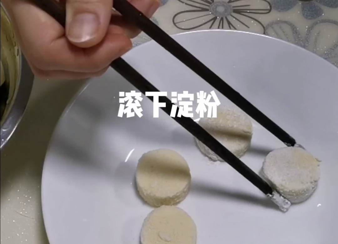 紅燒日本豆腐的做法-家常味燒菜譜-易網(wǎng)健康養(yǎng)生網(wǎng) 紅燒日本豆腐的做法-家常味燒菜譜