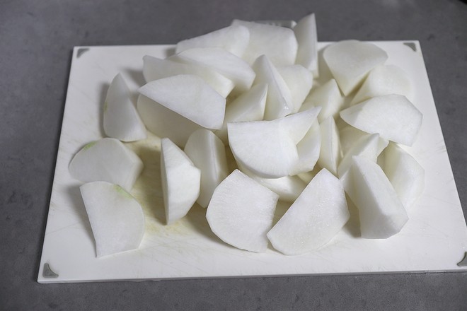 排骨燉蘿卜的做法-咸鮮味燉菜譜-易網健康養生網 排骨燉蘿卜的做法-咸鮮味燉菜譜