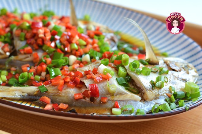 清蒸平魚(yú)的做法-香辣味蒸菜譜