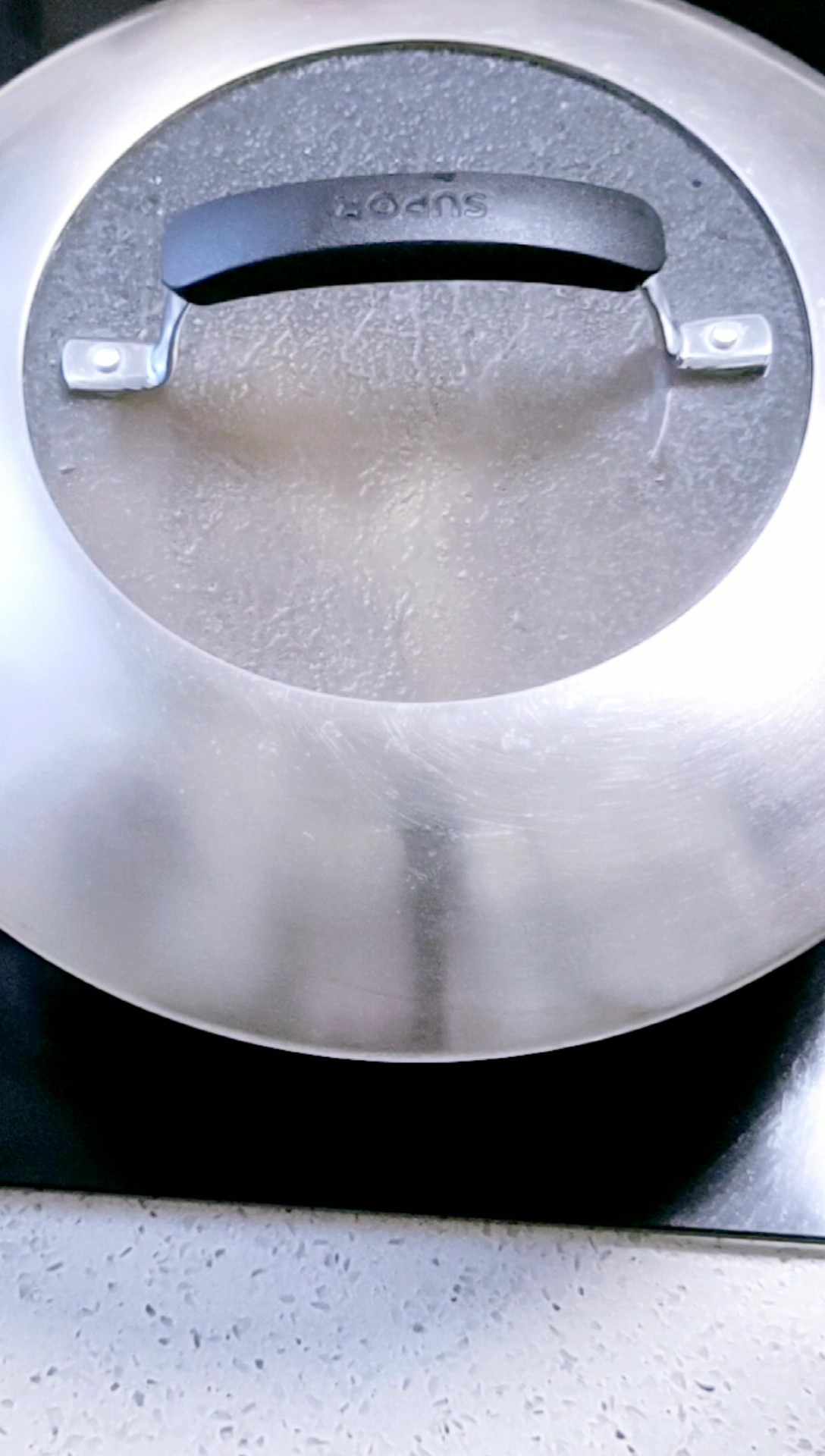 菠蘿雞塊的做法-酸甜味燜菜譜-易網健康養生網 菠蘿雞塊的做法-酸甜味燜菜譜