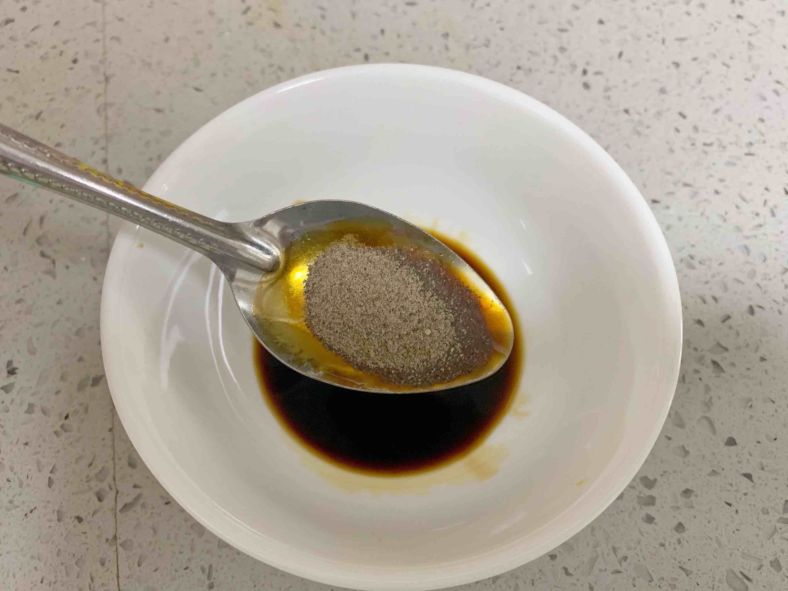 醬燒素雞的做法-咸鮮味炒菜譜