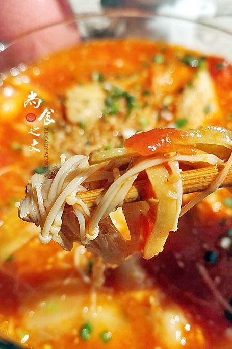 不用熬魚骨湯，也能做出湯鮮味正的懶人番茄魚片！的做法-酸甜味煮菜譜