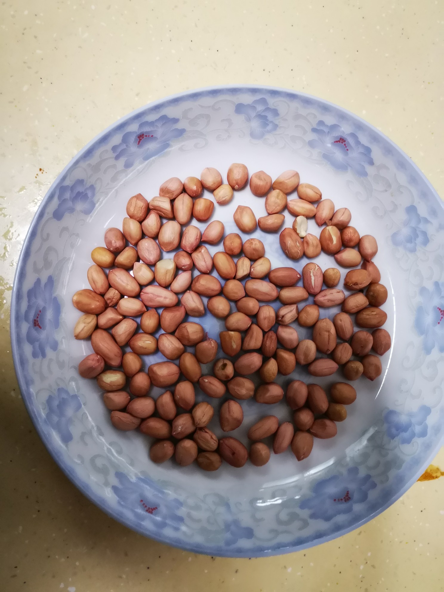 微波爐油炸花生米的做法-家常味微波菜譜