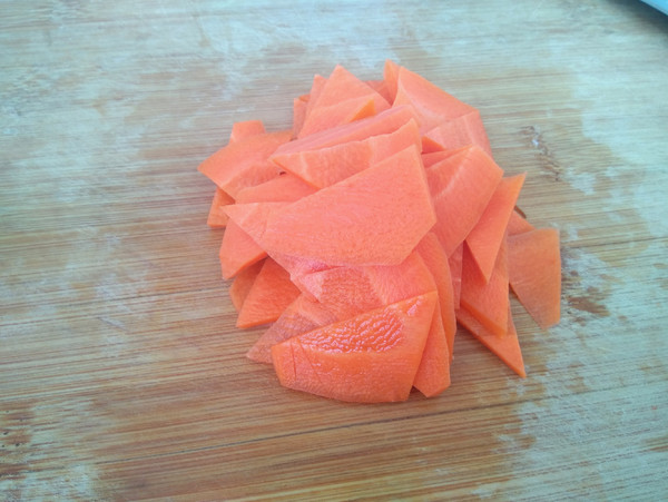 洋蔥炒魚鰾的做法-咸鮮味炒菜譜