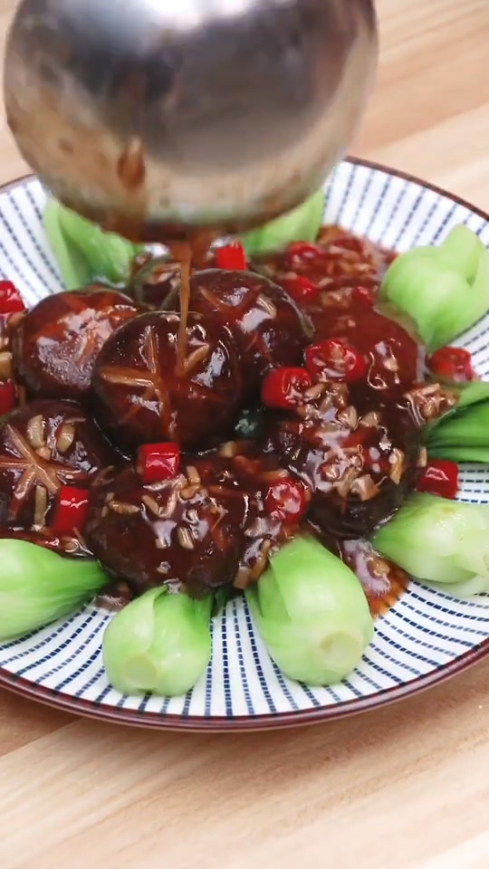 香菇燒油菜的做法-咸鮮味炒菜譜