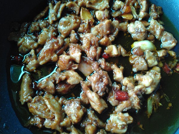 青椒炒兔肉的做法-香辣味炒菜譜