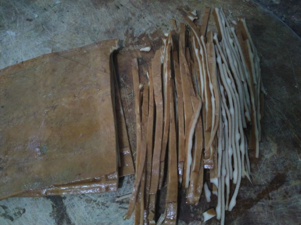 涼拌豆腐干的做法-家常味拌菜譜