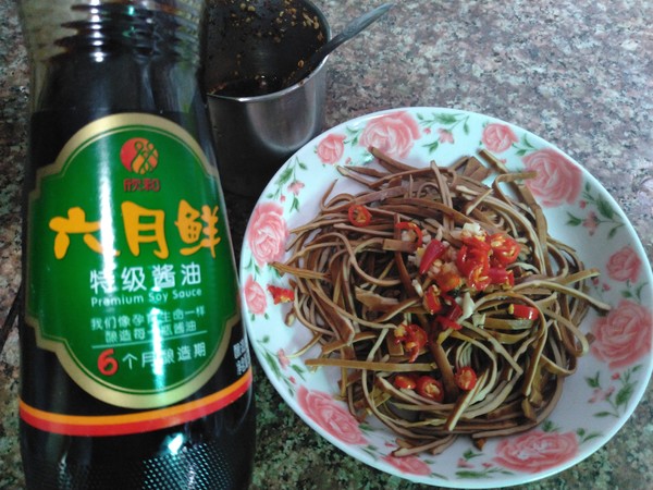 涼拌豆腐干的做法-家常味拌菜譜