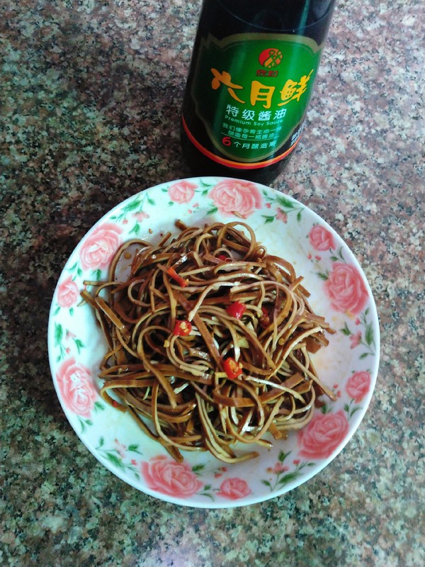 涼拌豆腐干的做法-家常味拌菜譜