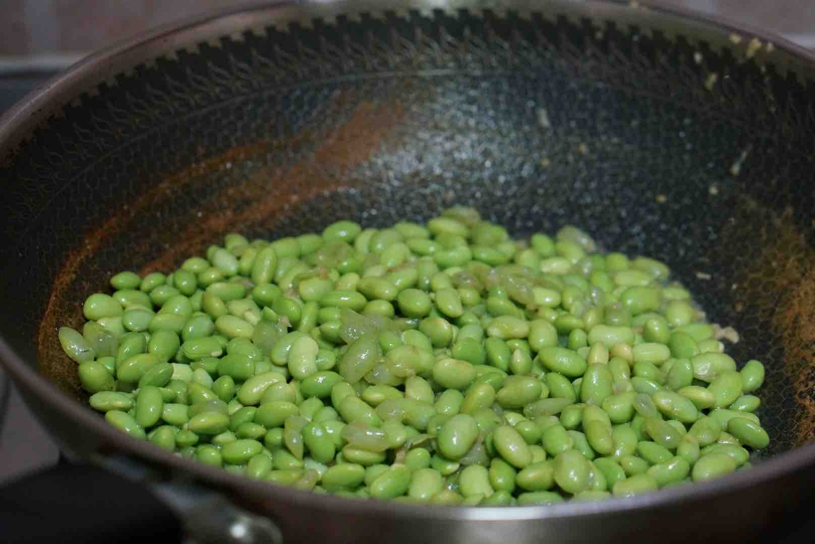 酸菜毛豆仁的做法-咸鮮味燒菜譜