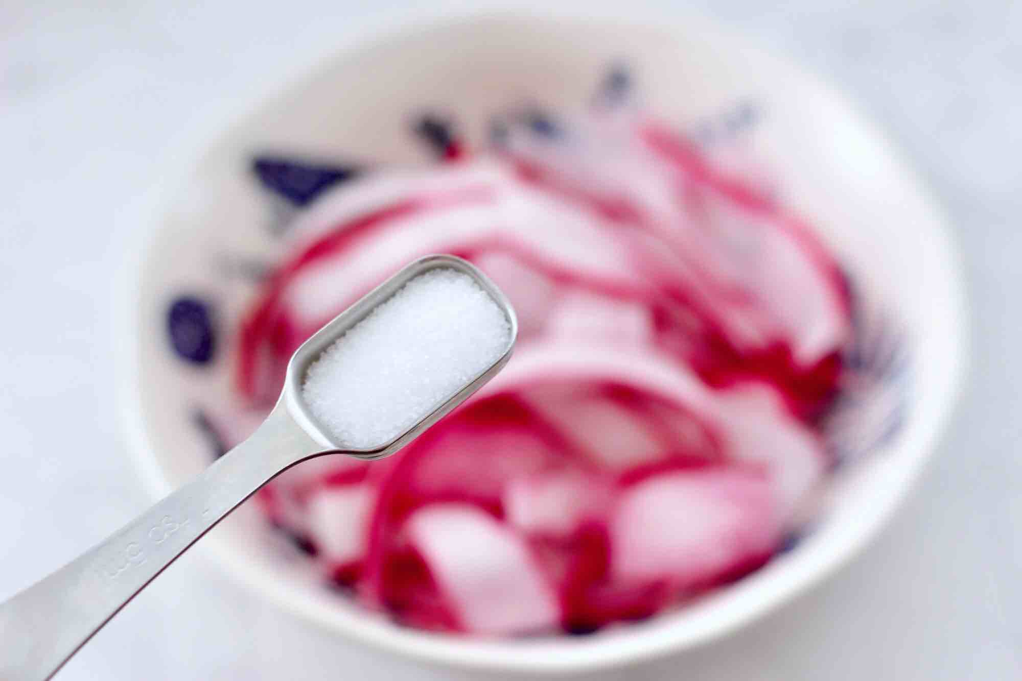 水蘿卜拌核桃仁的做法-酸甜味拌菜譜-易網健康養生網 水蘿卜拌核桃仁的做法-酸甜味拌菜譜