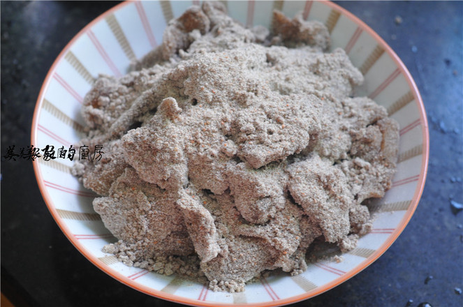 黑麥粉蒸雞肉的做法-家常味蒸菜譜