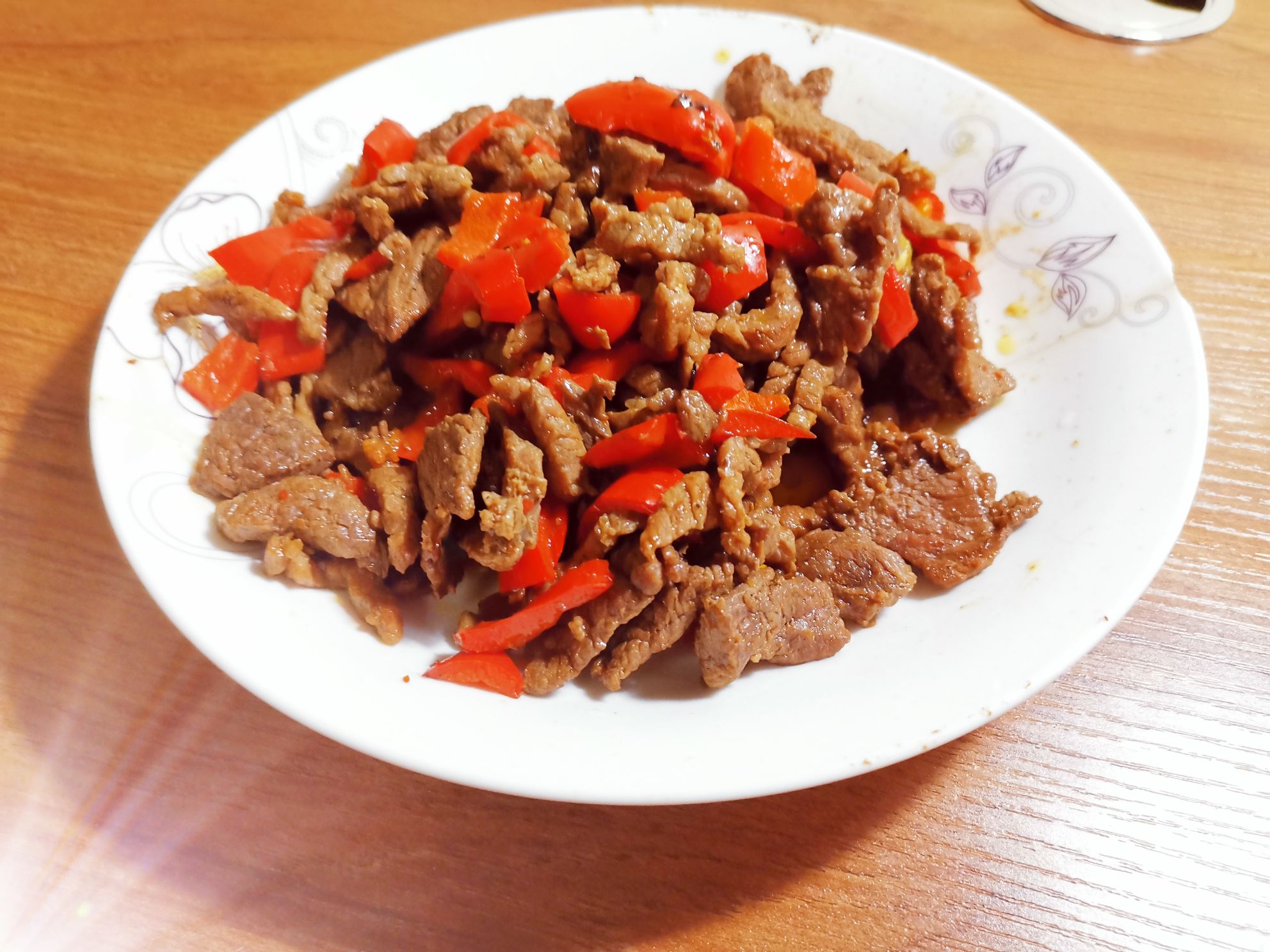 甜椒炒牛肉的做法-家常味炒菜譜