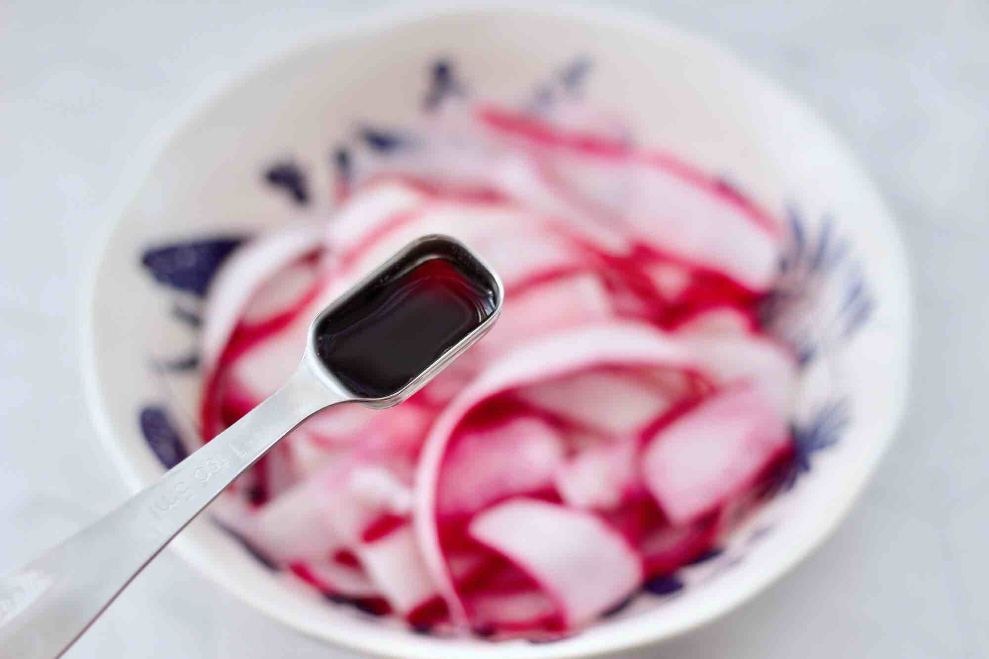 水蘿卜拌核桃仁的做法-酸甜味拌菜譜-易網健康養生網 水蘿卜拌核桃仁的做法-酸甜味拌菜譜