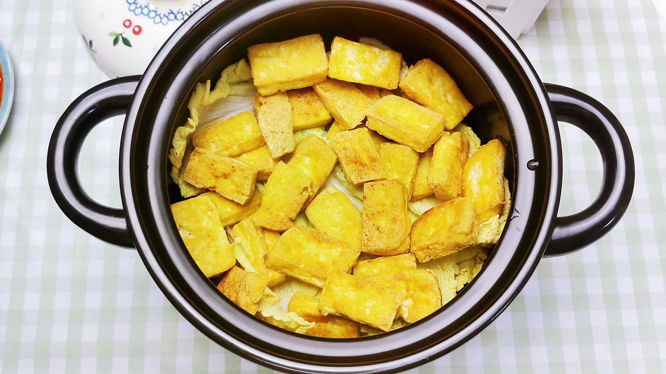 蒜蓉豆腐燒蝦煲的做法-咸鮮味燒菜譜