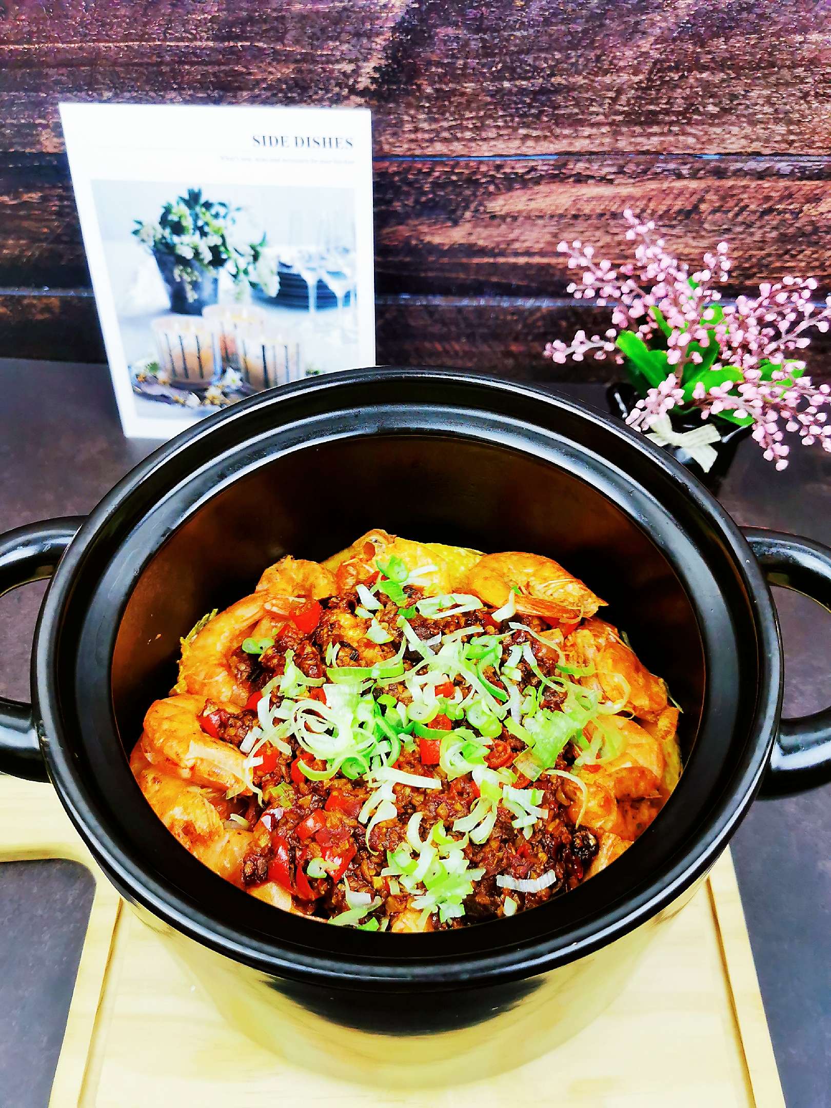 蒜蓉豆腐燒蝦煲的做法-咸鮮味燒菜譜