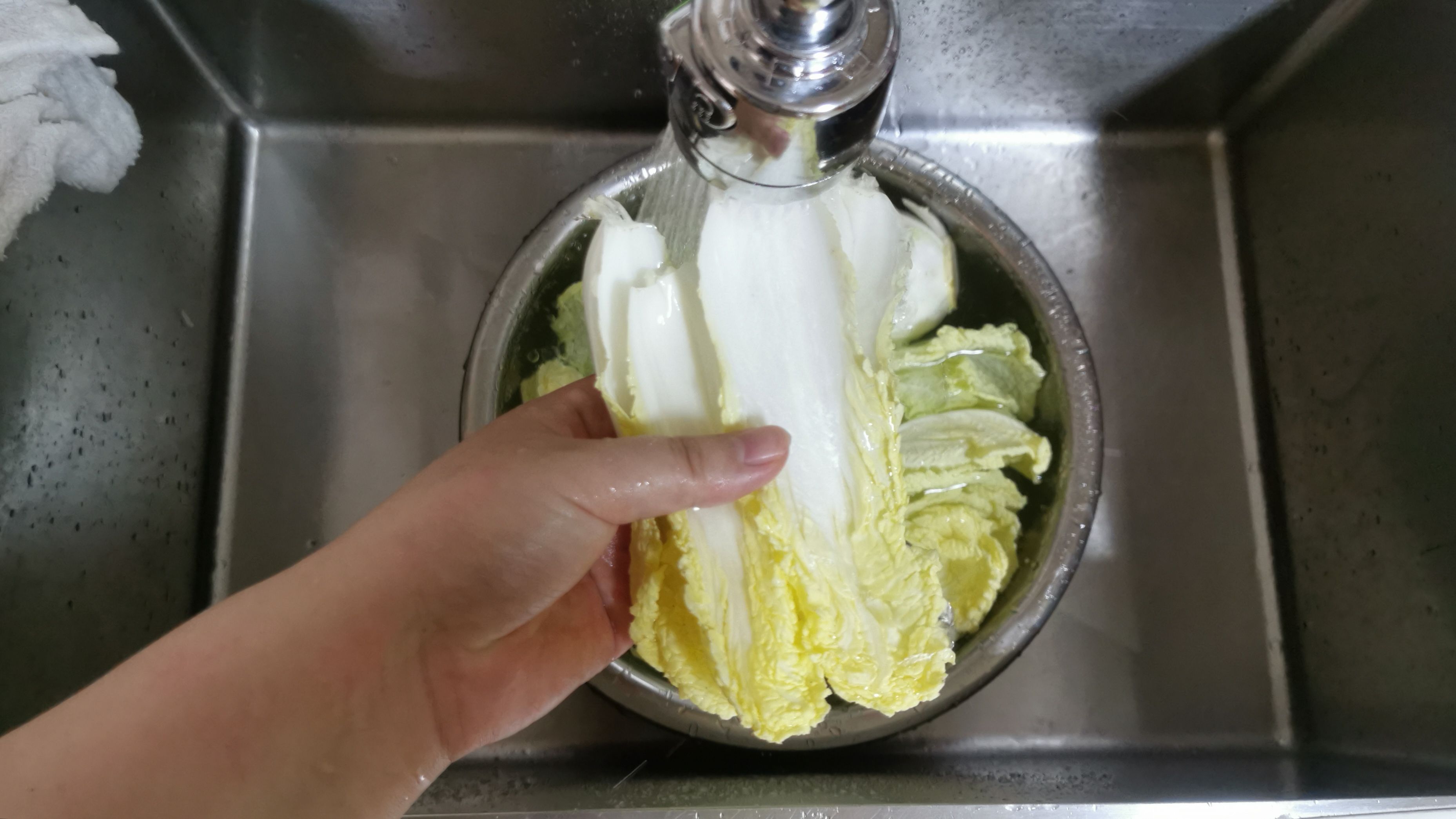 蒜蓉豆腐燒蝦煲的做法-咸鮮味燒菜譜