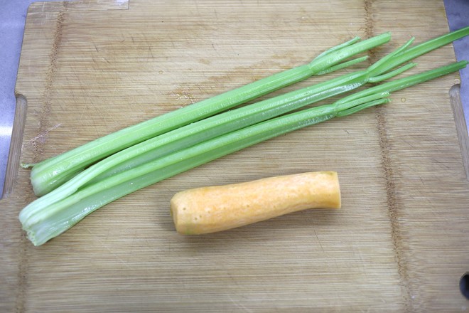 涼拌芹菜蕓豆白果的做法-家常味拌菜譜