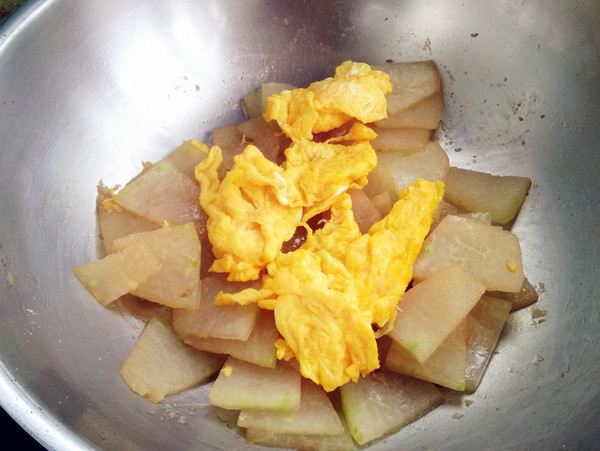 雞蛋炒冬瓜的做法-咸鮮味炒菜譜-易網健康養生網 雞蛋炒冬瓜的做法-咸鮮味炒菜譜