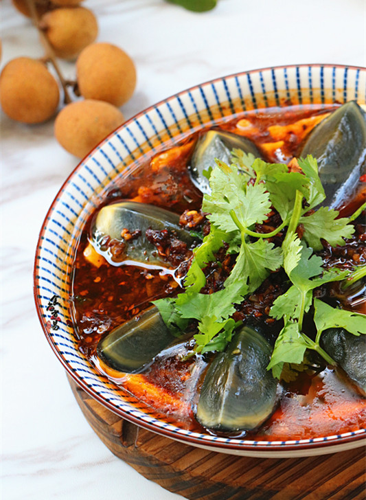 皮蛋蒸豆腐的做法-麻辣味蒸菜譜