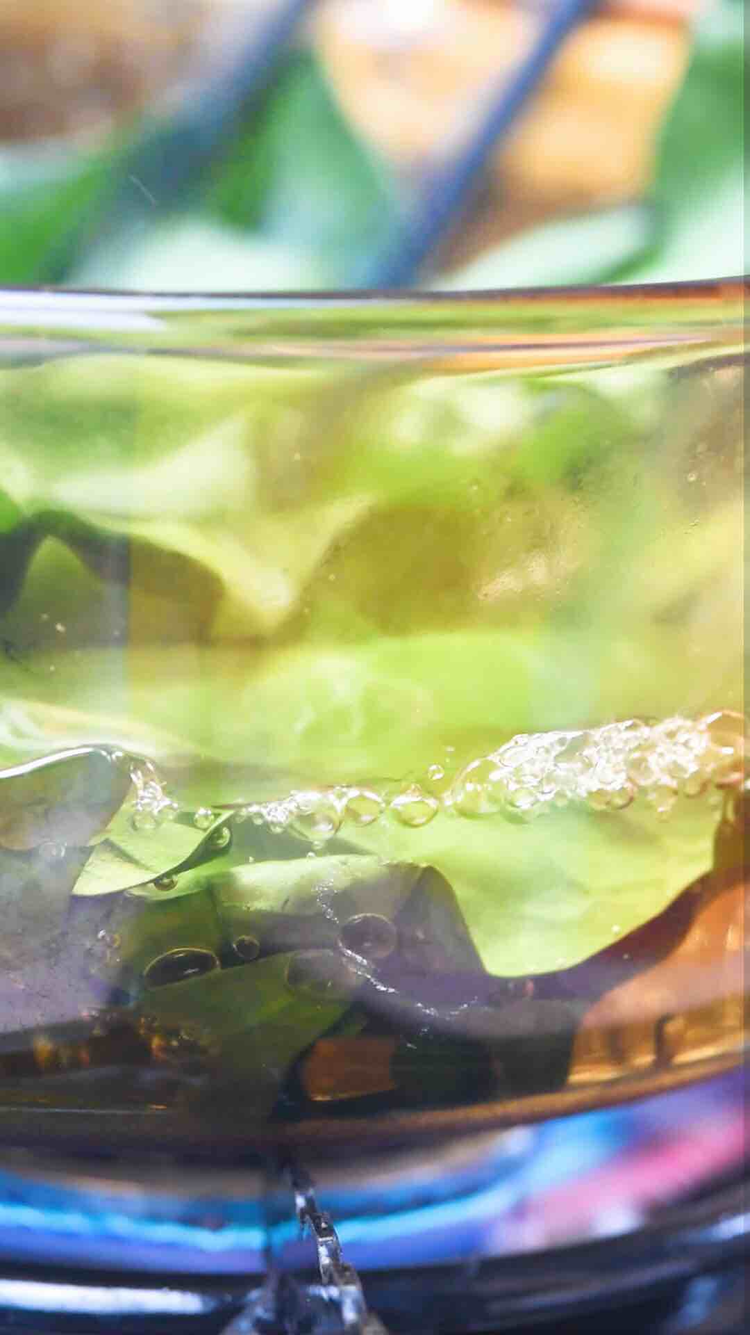 胡蘿卜菠菜蛋餅的做法-咸鮮味煎菜譜