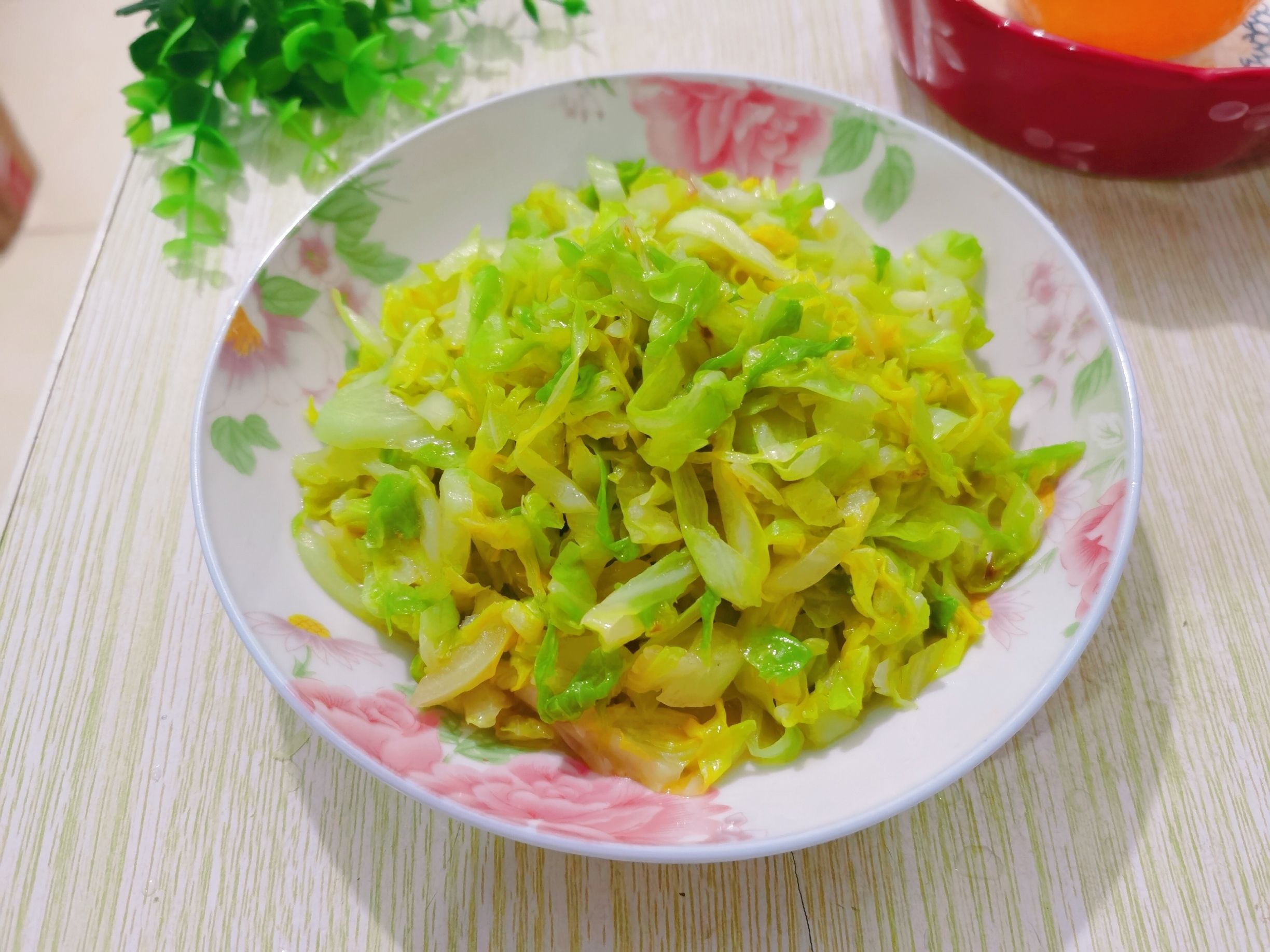 爆炒甘藍的做法-咸鮮味炒菜譜