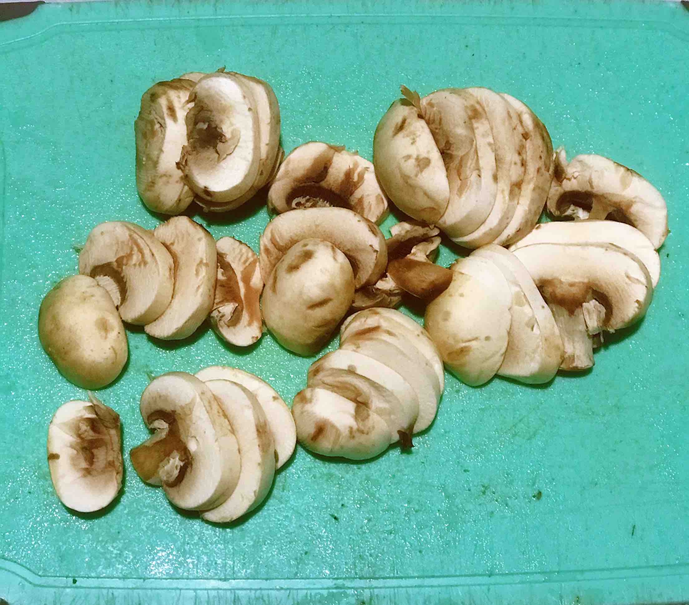 花蛤雙味豆腐煲的做法-咸鮮味煲菜譜