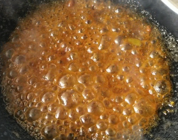 蟹黃豆腐的做法-咸鮮味炒菜譜