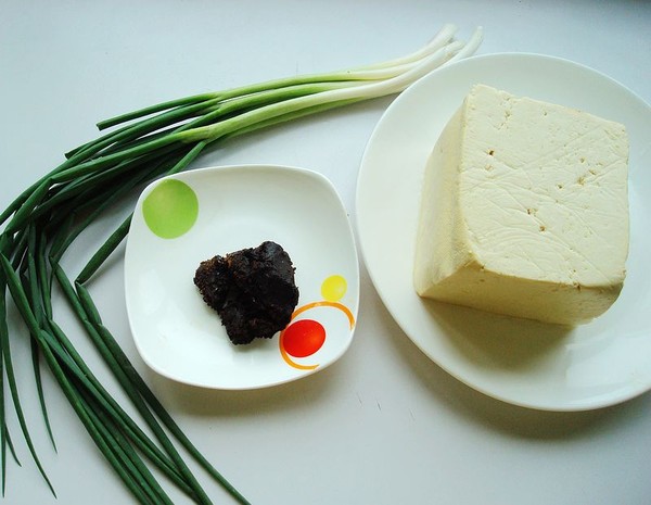 醬燜豆腐的做法-醬香味燜菜譜