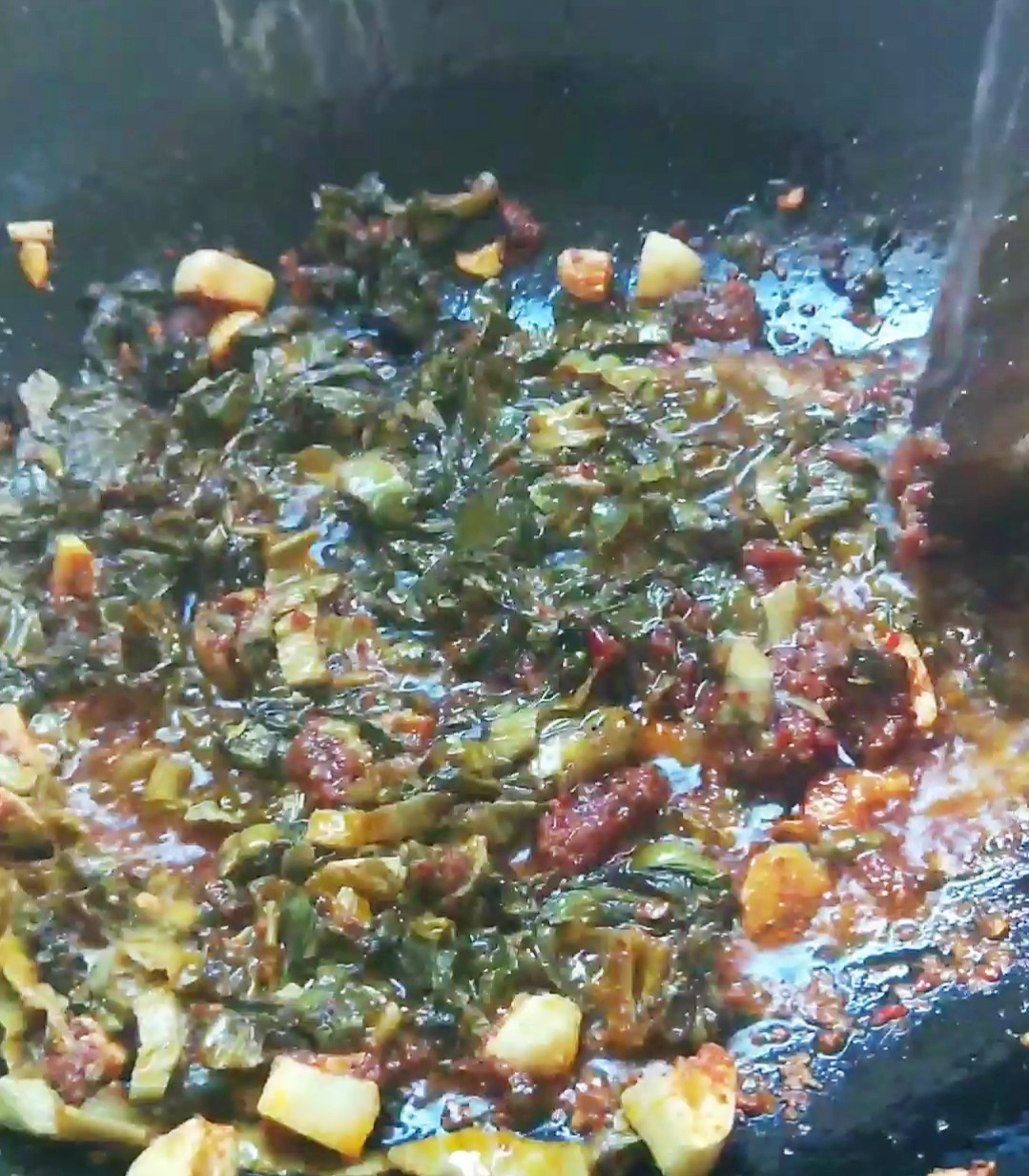 香辣豬紅湯的做法-香辣味煮菜譜