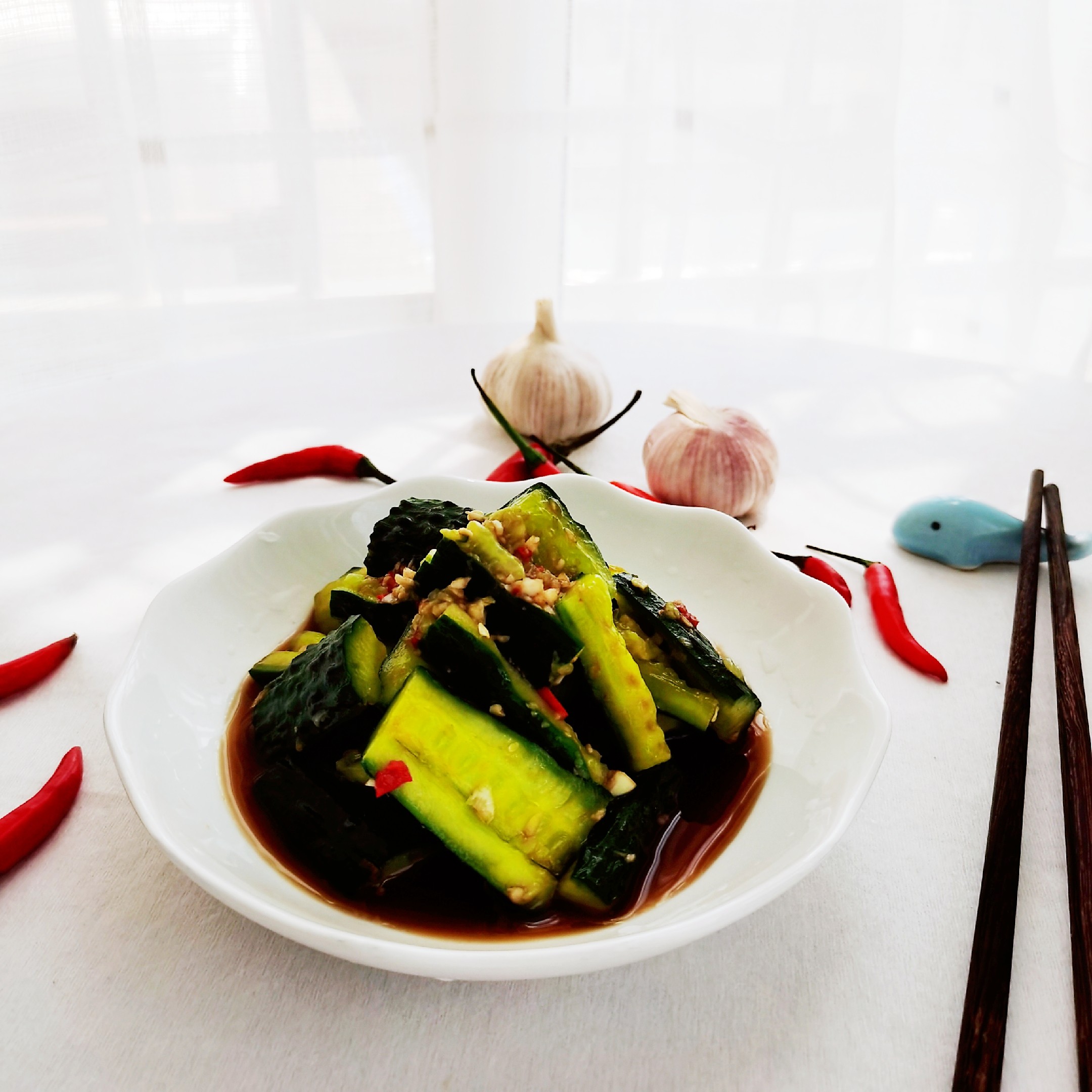 超級(jí)好吃的涼拌黃瓜的做法-家常味拌菜譜