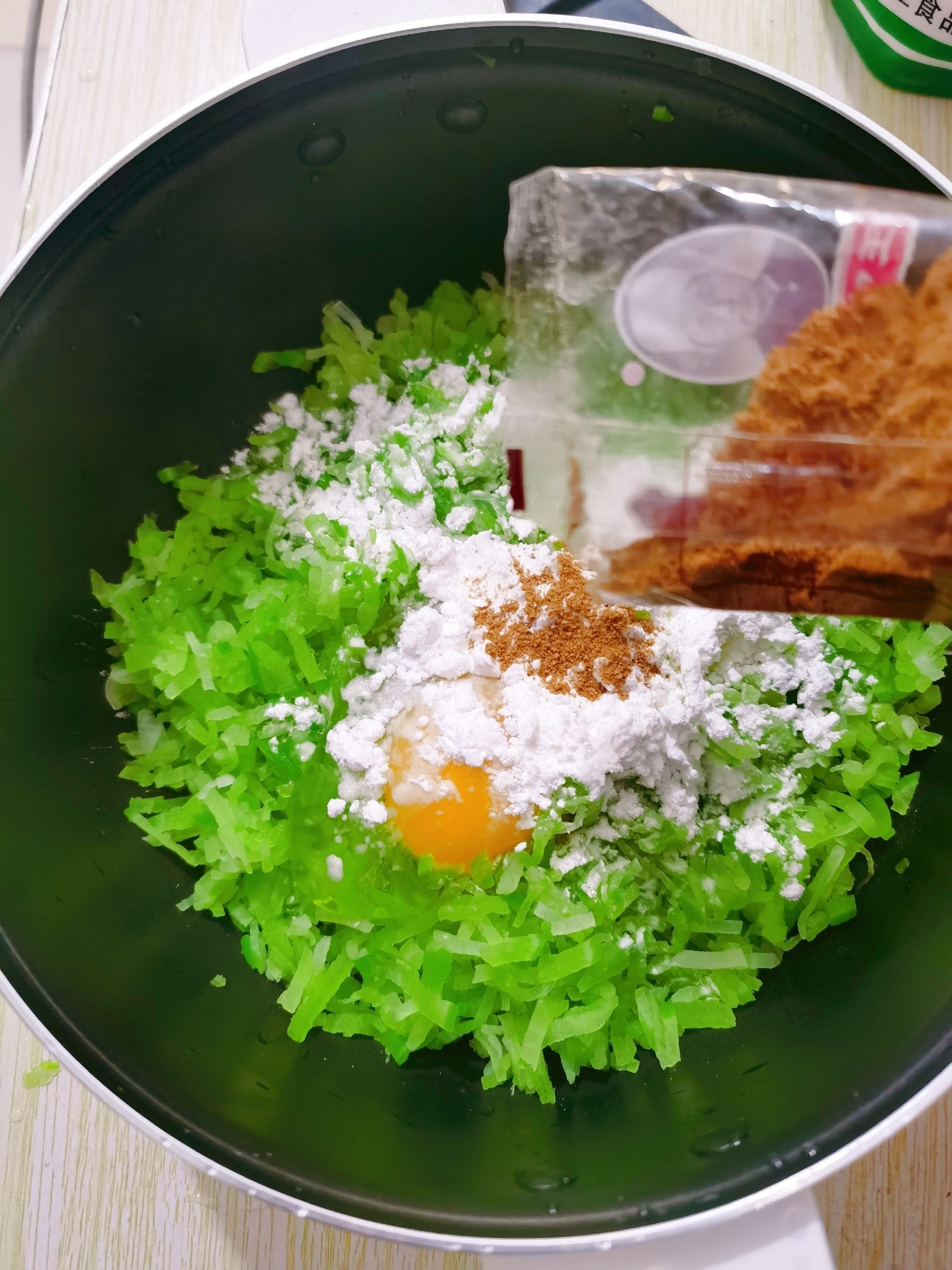 炸蘿卜丸子的做法-咸鮮味炸菜譜