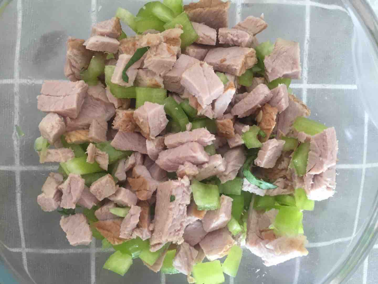 涼皮肉夾饃的做法-咸鮮味蒸菜譜