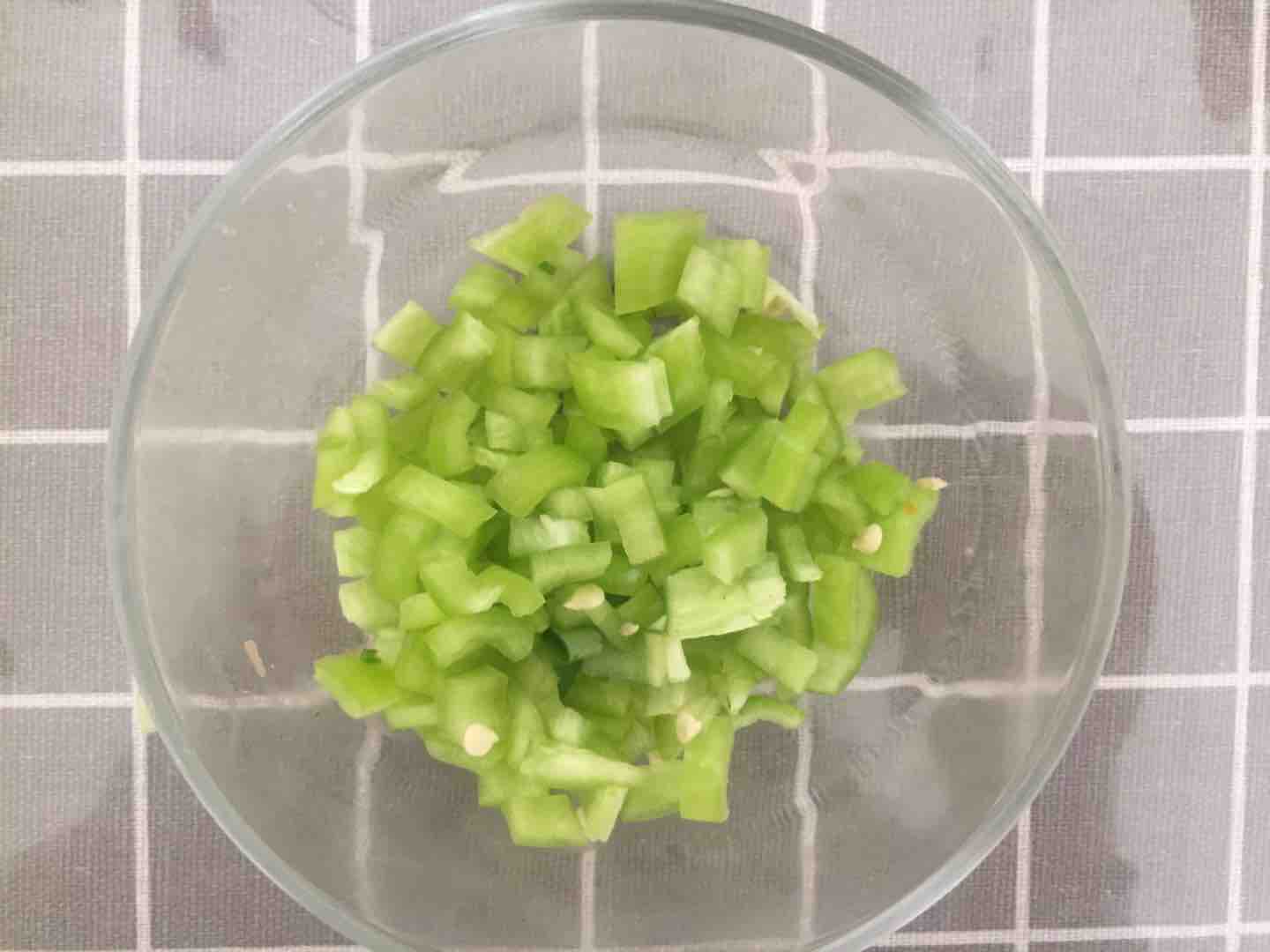 涼皮肉夾饃的做法-咸鮮味蒸菜譜