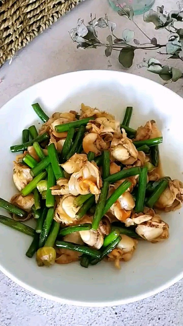 蒜薹炒扇貝的做法-蒜香味炒菜譜