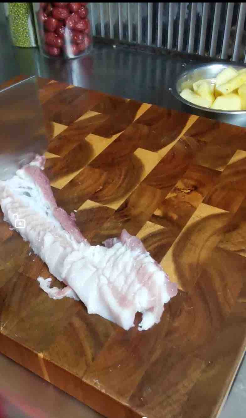 鳳梨咕嚕肉的做法-酸甜味炒菜譜-易網(wǎng)健康養(yǎng)生網(wǎng) 鳳梨咕嚕肉的做法-酸甜味炒菜譜