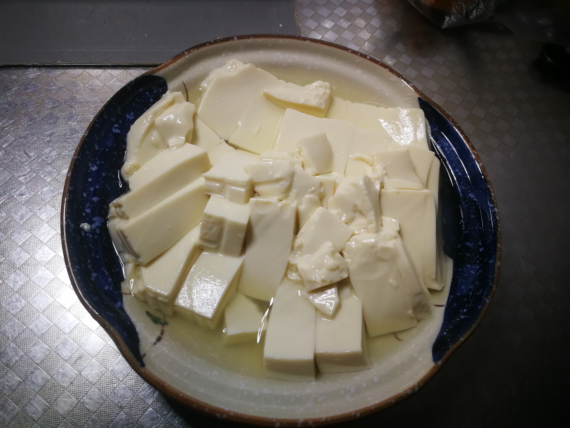 香椿拌豆腐的做法-家常味拌菜譜