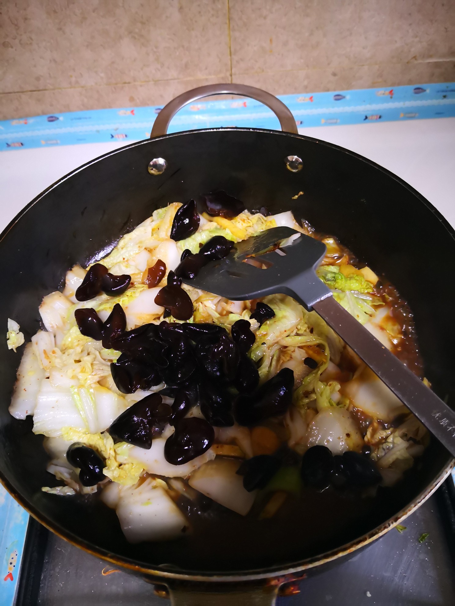 豆豉炒白菜片木耳的做法-家常味炒菜譜-易網健康養生網 豆豉炒白菜片木耳的做法-家常味炒菜譜